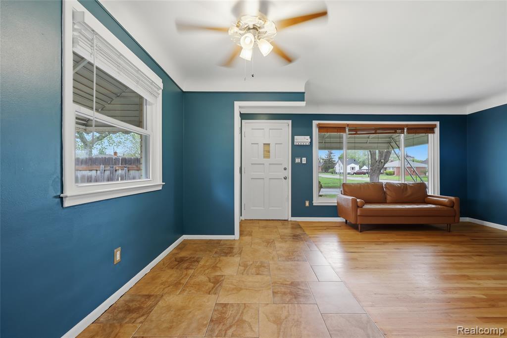 24920 Star Valley Drive, Saint Clair Shores, MI 48080 — Photo 14