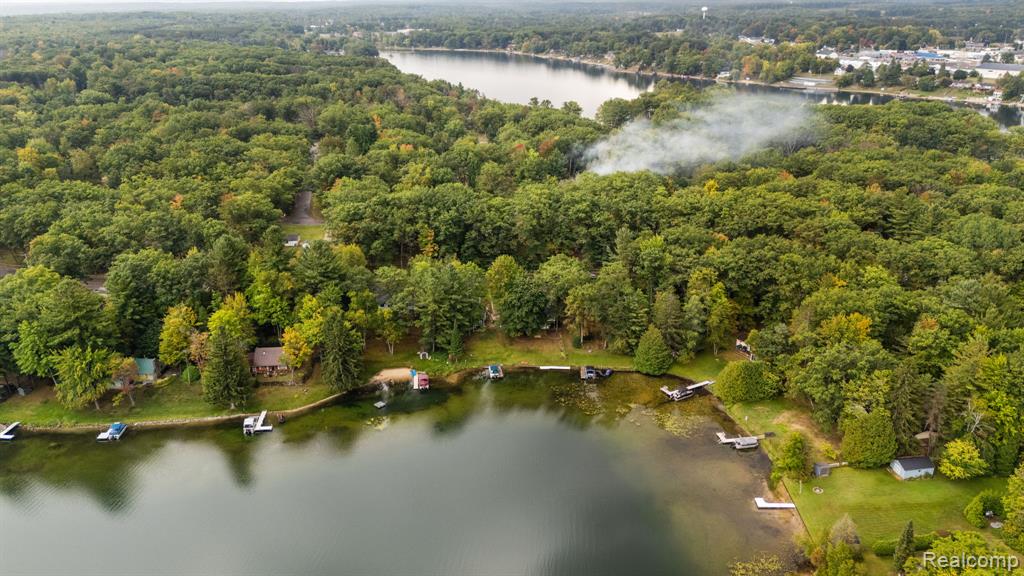 681 Lakeview Drive, Harrison, MI 48625 — Photo 25