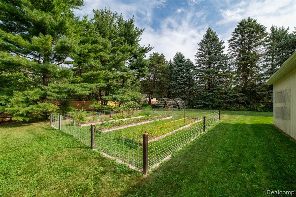 55146 PARK Place, New Hudson, MI 48165 — Photo 74