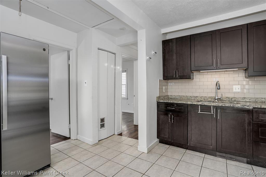 8736 Studebaker Avenue, Warren, MI 48089 — Photo 9