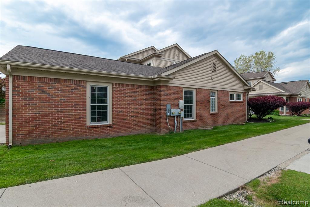 616 Superior Boulevard, Wyandotte, MI 48192 — Photo 42