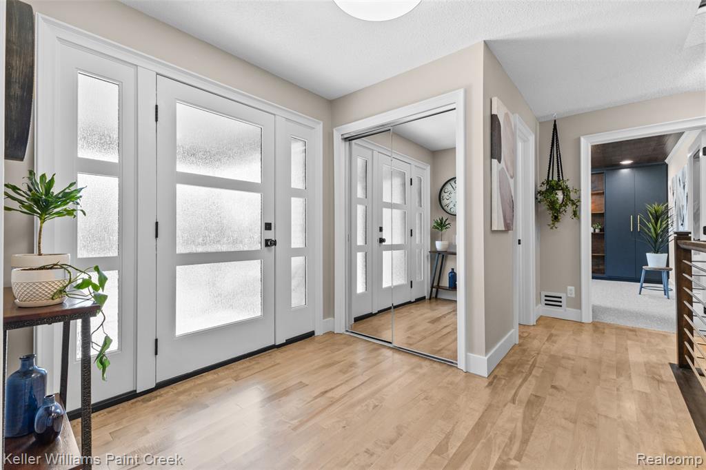 5800 Lockwood Drive, Washington, MI — Photo 4