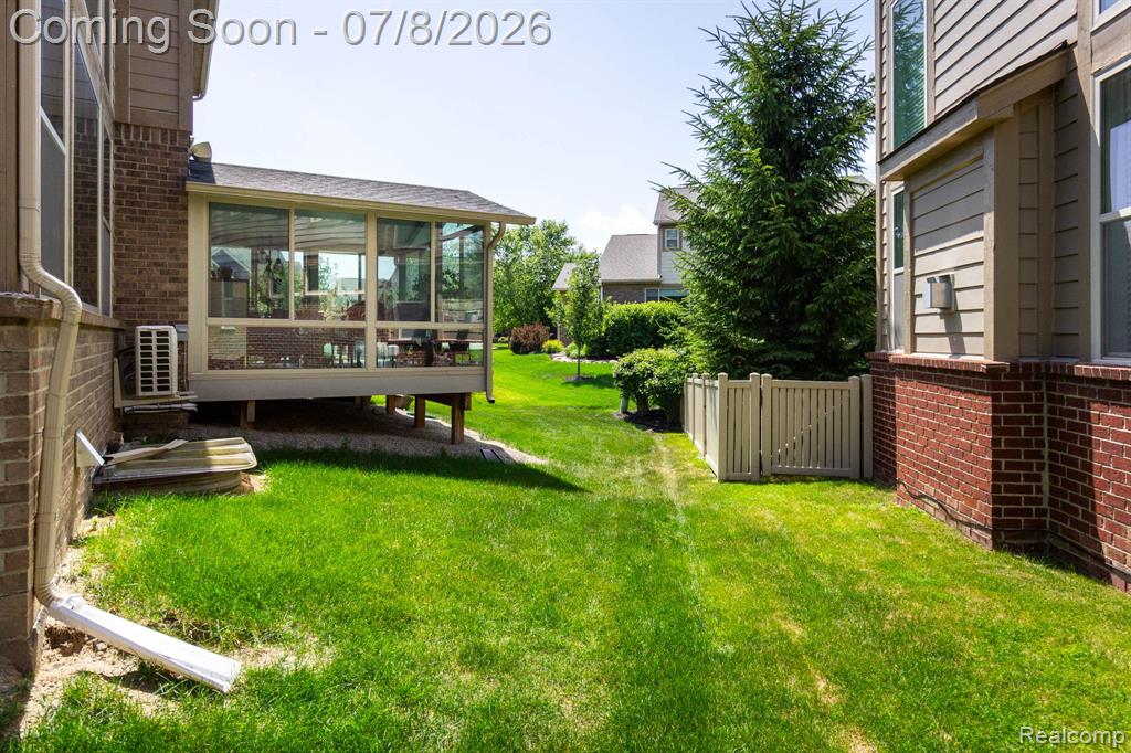 51103 Upland View Street, Canton, MI 48188 — Photo 50