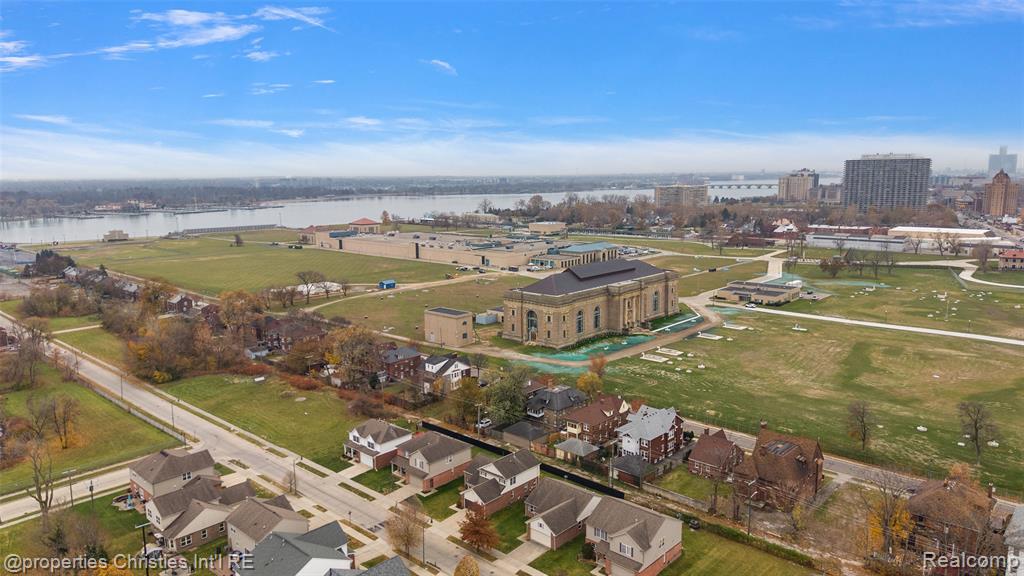 781 Saint Clair Street, Detroit, MI 48214 — Photo 59