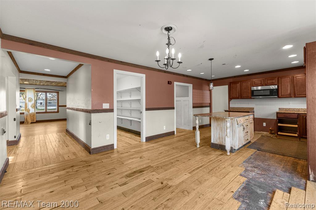 15615 Martinsville Road, Van Buren, MI 48111 — Photo 18