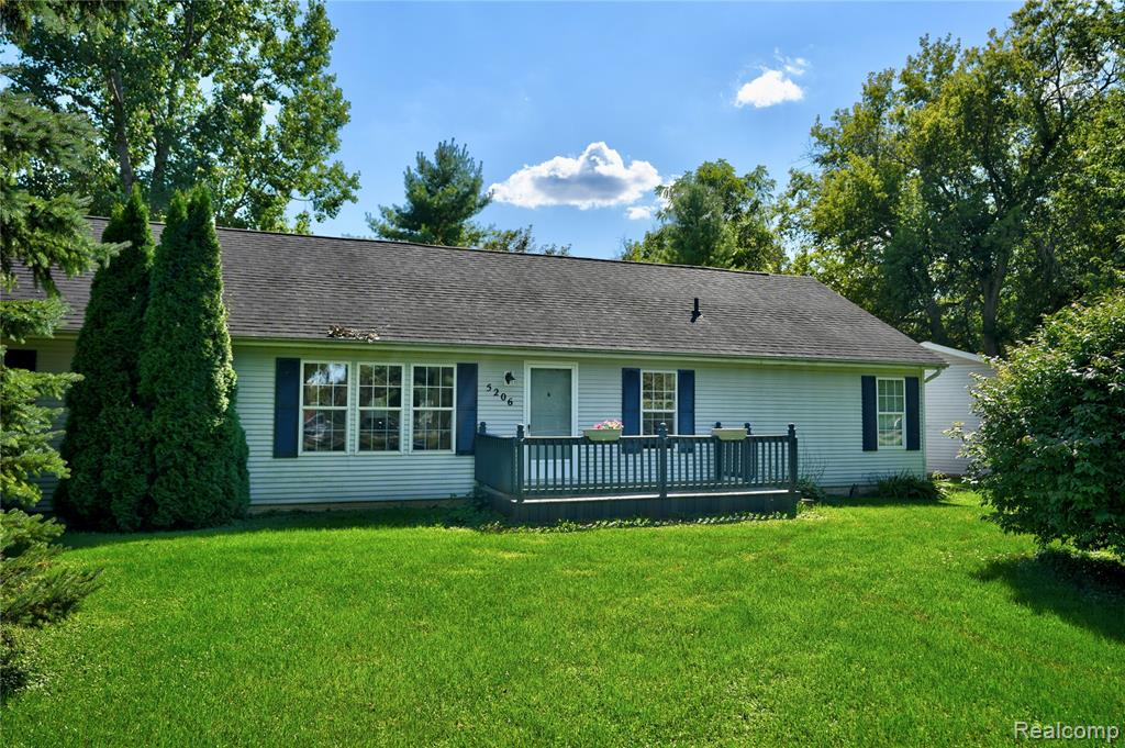 5206 Lippincott Boulevard, Burton, MI 48519 — Photo 56