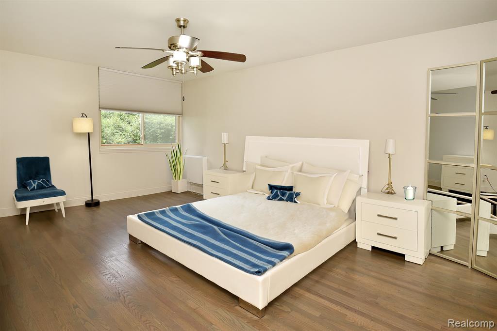 4041 W MAPLE Road, E101, Bloomfield Hills, MI 48301 — Photo 13