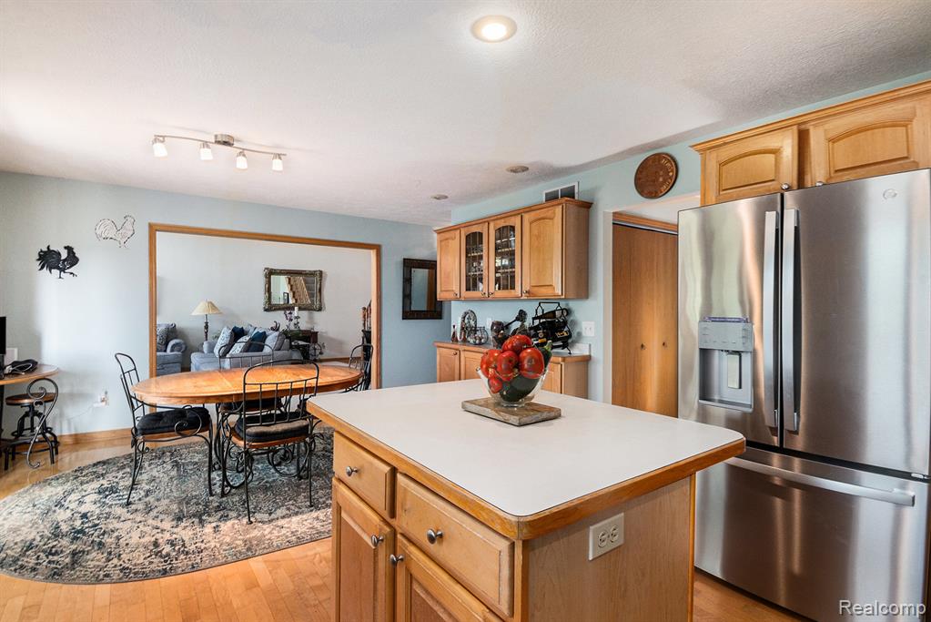 8584 E Parker Road, Laingsburg, MI 48848 — Photo 23
