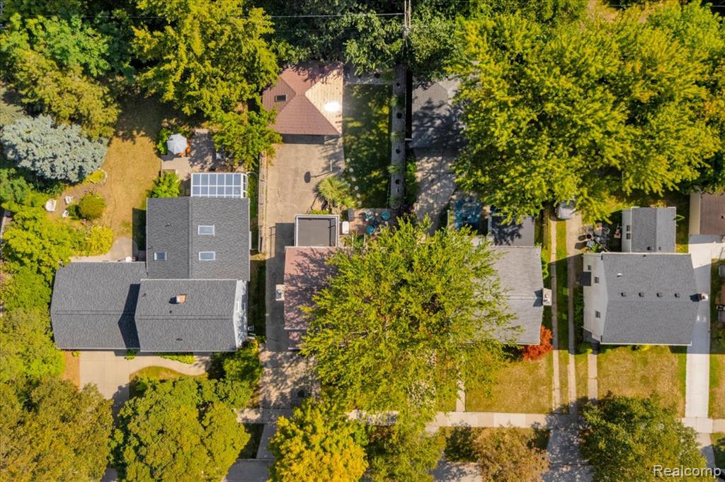 19 Maplefield Road, Pleasant Ridge, MI — Photo 45