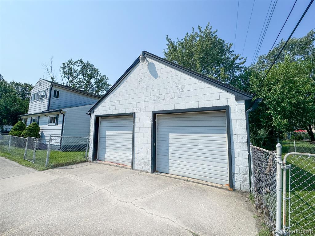 8145 LOZIER Avenue, Warren, MI 48089 — front exterior