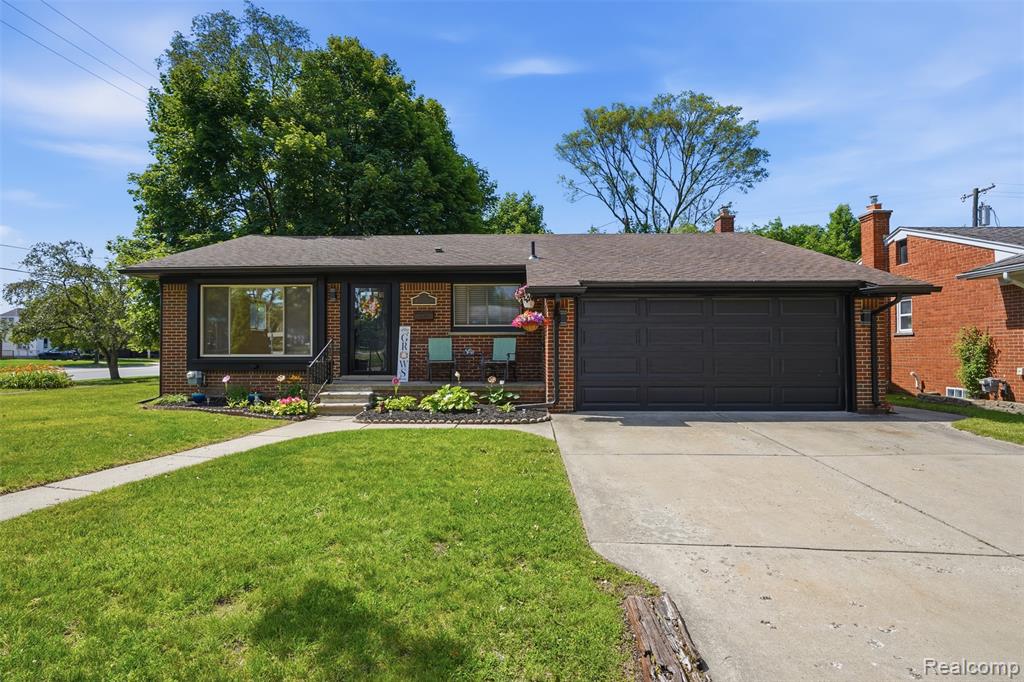 27407 Buckingham Street, Livonia, MI 48154