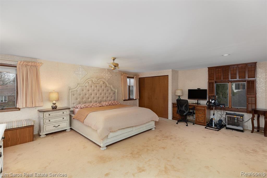 20114 Fairway Drive, Grosse Pointe Woods, MI 48236 — Photo 15