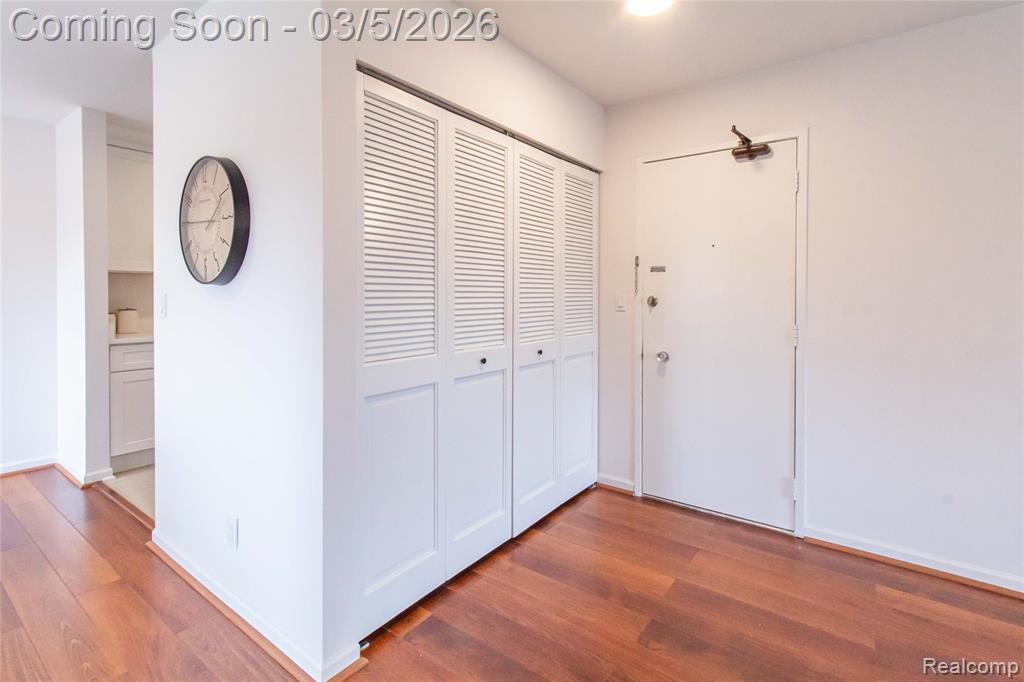 2104 Pauline Boulevard, 305, Ann Arbor, MI 48103 — Photo 2