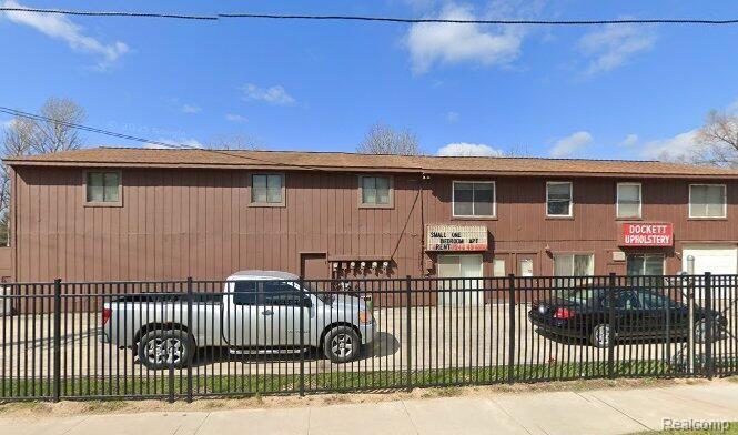 9097 Main Street, Whitmore Lake, MI 48189 — front exterior