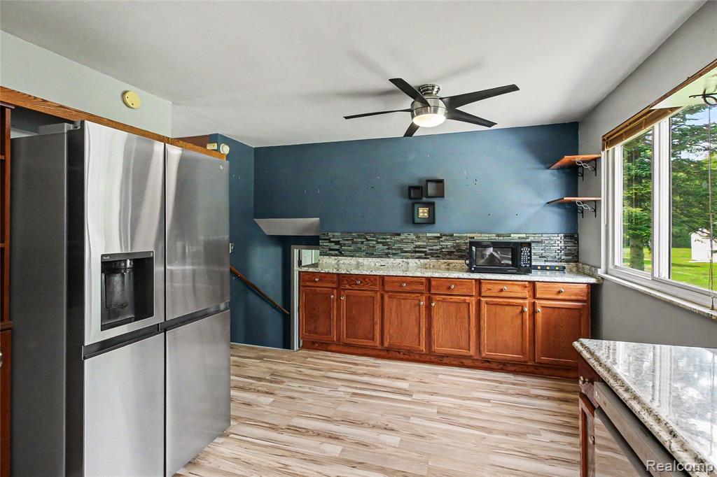 829 Holly Bush Drive, Holly, MI 48442 — Photo 9