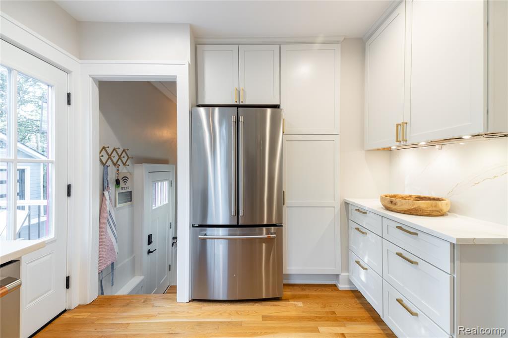 609 N Harvey Street, Plymouth, MI 48170 — Photo 17