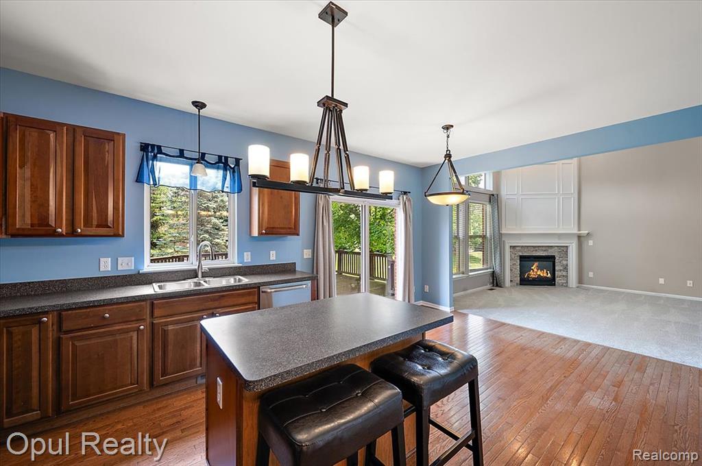 1978 Frances Way, Ypsilanti, MI 48198 — Photo 17