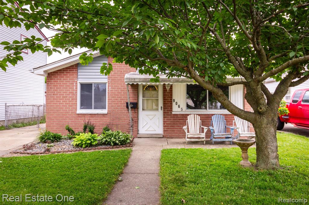 9065 WILLIAM Street, Taylor, MI 48180 — Photo 2