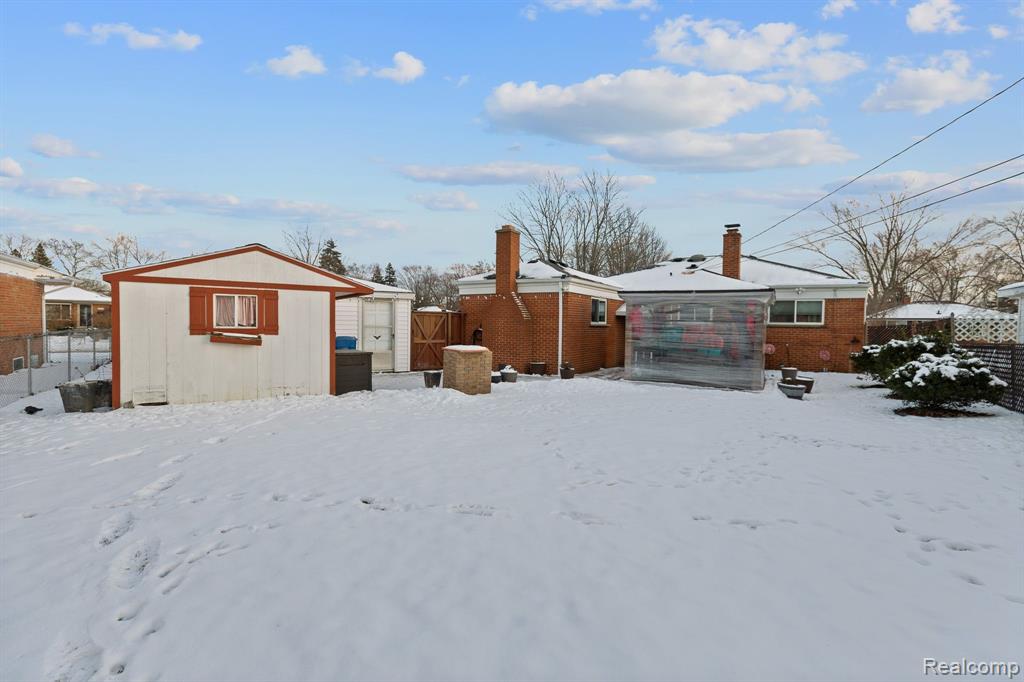 4993 ENGLEMAN Avenue, Warren, MI 48091 — Photo 32