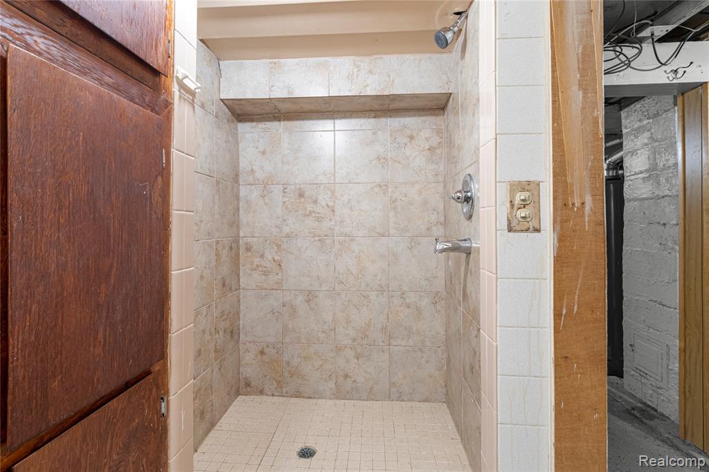 4736 Curtis Street, Dearborn, MI 48126 — Photo 29