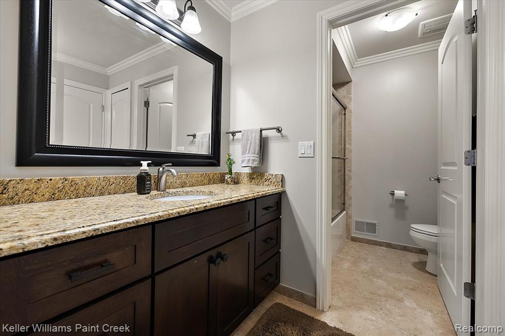 5343 Carlisle Court, Rochester, MI 48306 — Photo 28