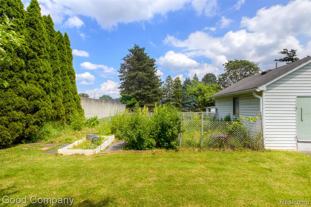 663 GOODALE Avenue, Clawson, MI — Photo 34