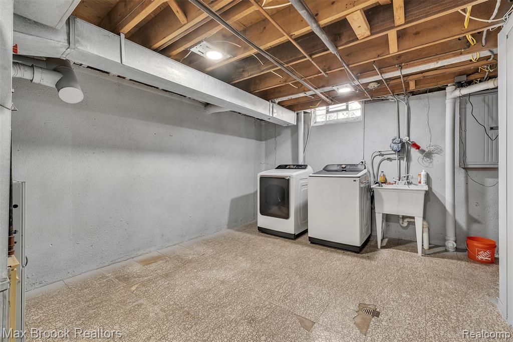 41893 Mary Kay Drive, Clinton Twp, MI 48038 — Photo 53