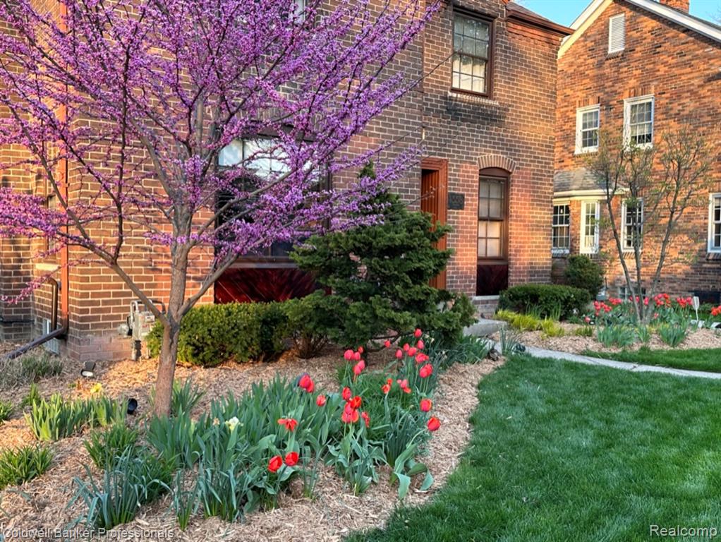 1358 Harvard Road, Grosse Pointe Park, MI 48230 — Photo 46