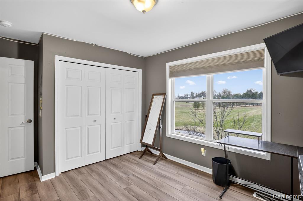 9055 Hegel Road, Goodrich Vlg, MI — Photo 39
