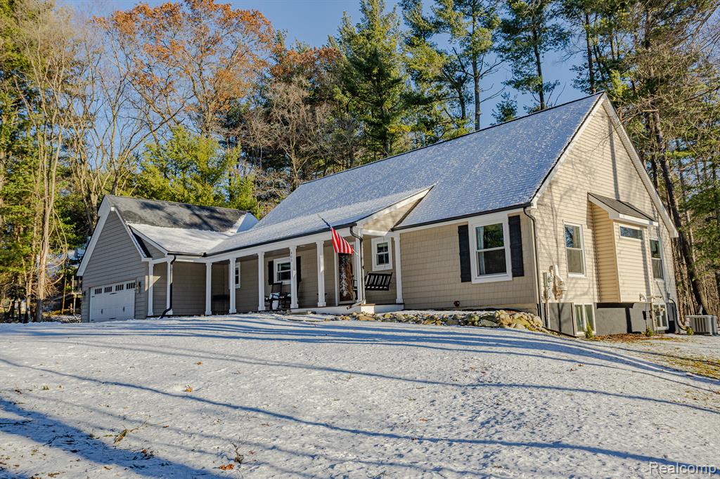 800 Grampian Avenue, Lake Orion, MI 48362 — Photo 2