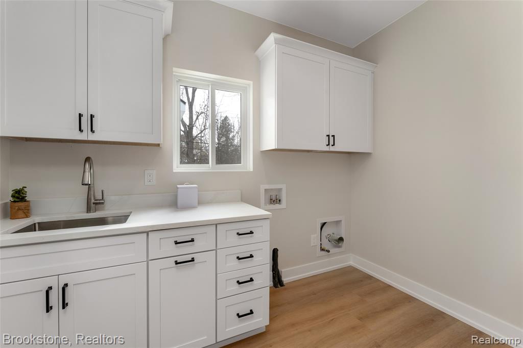 7369 Sweetbriar, West Bloomfield, MI 48324 — Photo 37