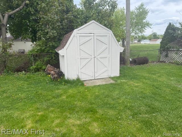 33131 Kathryn Street, Garden City, MI — Photo 4
