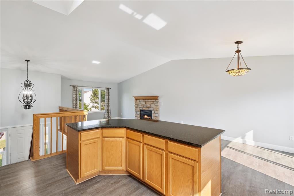 480 Andover Woods Drive, Fenton, MI 48430 — Photo 15