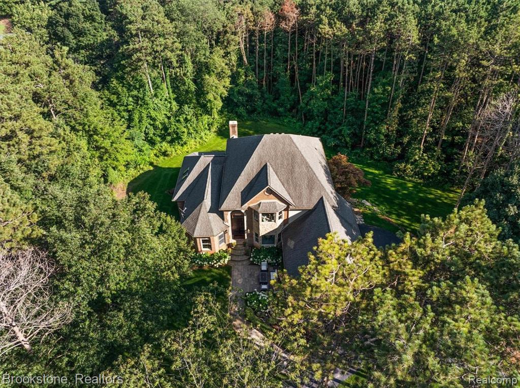 34 Fern Drive, Leonard, MI 48367 — Photo 12
