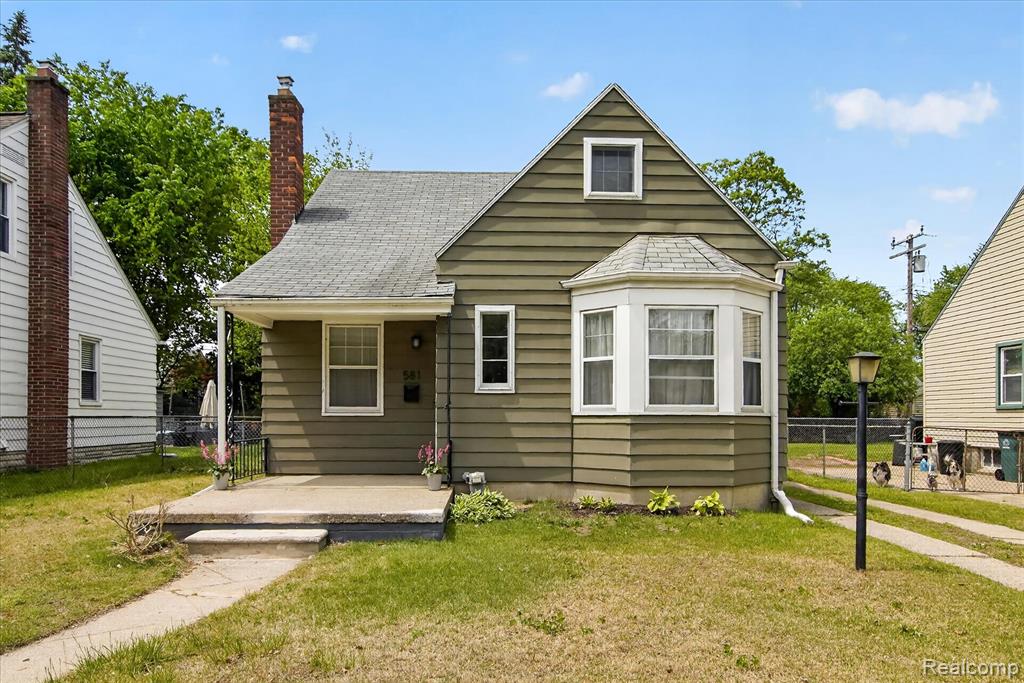 581 Flowerdale Street, Ferndale, MI 48220 — Photo 2