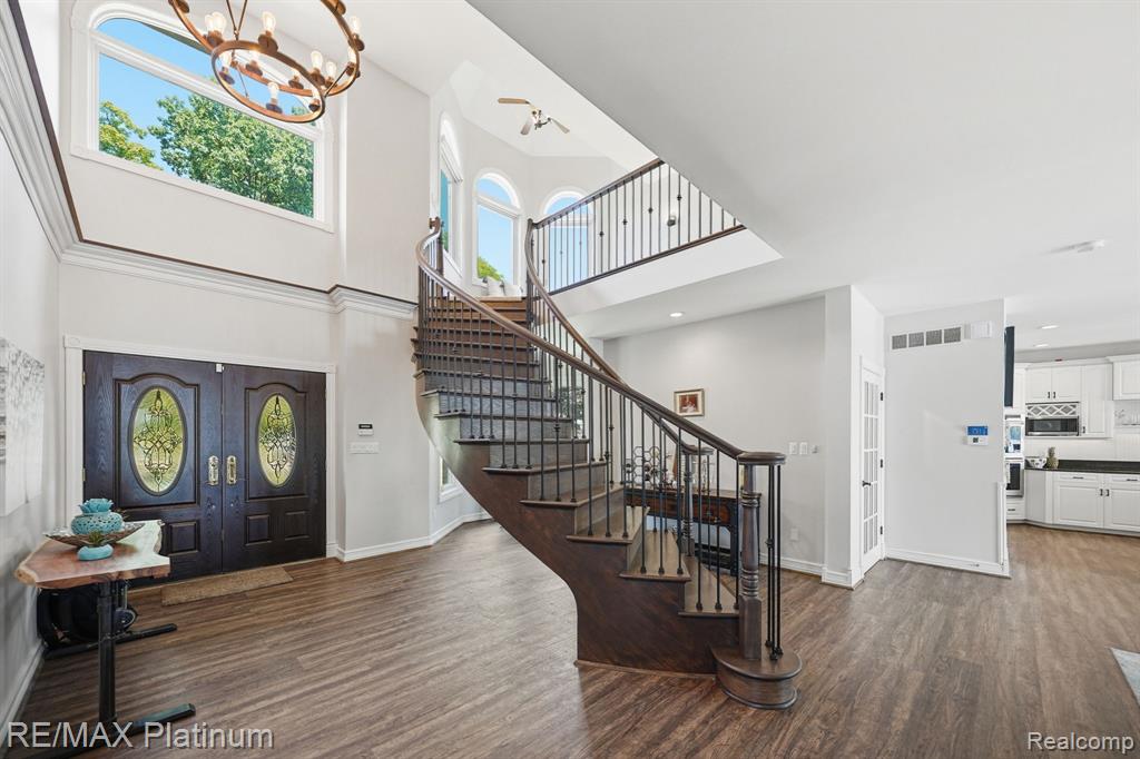 997 Thompson Shore Drive, Howell, MI 48843 — Photo 6