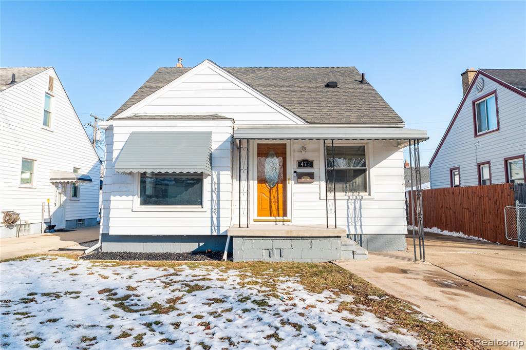 472 Mayflower Avenue, Lincoln Park, MI 48146 — front exterior
