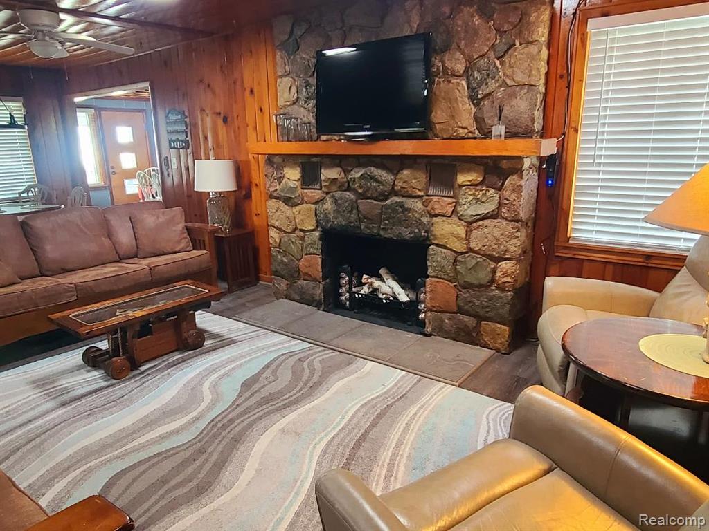 7710 N Us Highway 23, Oscoda, MI 48750 — Photo 15