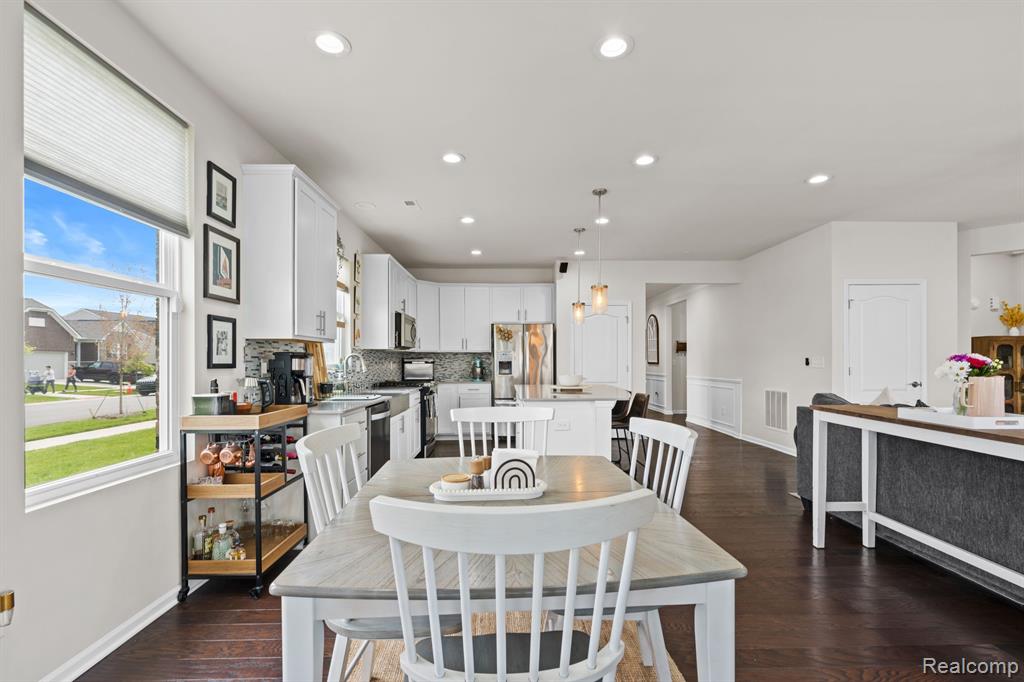 4051 COLFAX Court, Canton, MI 48188 — Photo 16