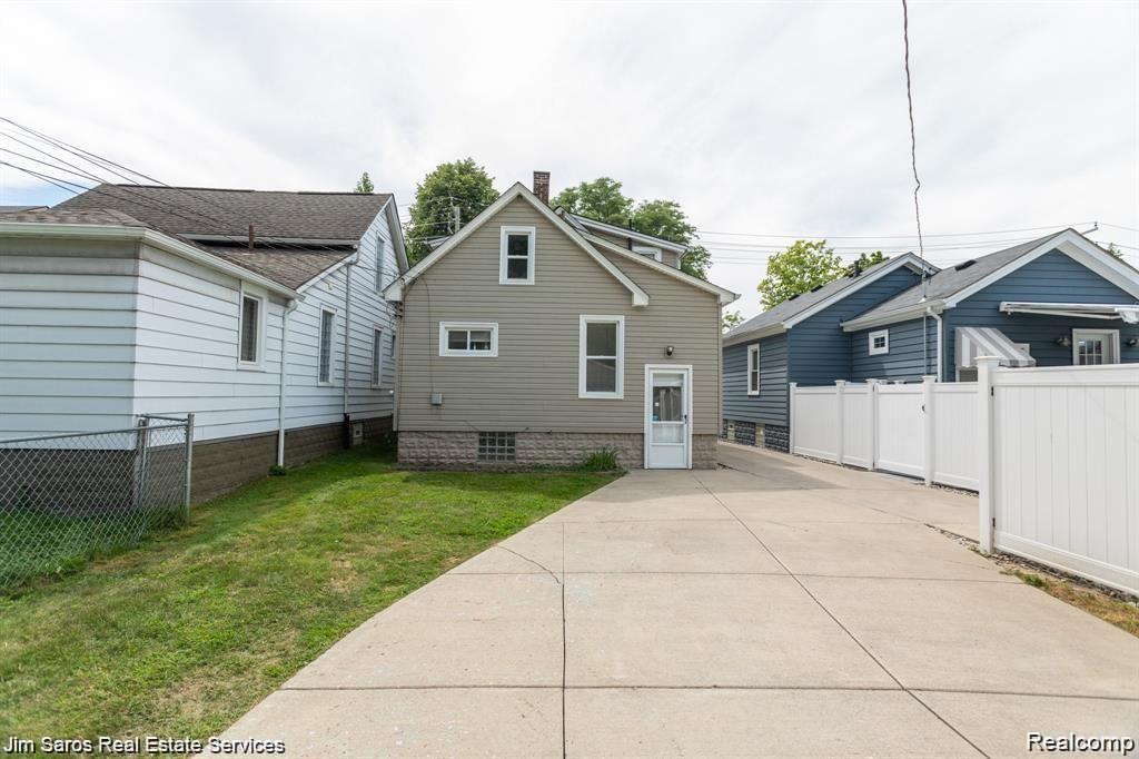 596 Notre Dame Street, Grosse Pointe, MI 48230 — Photo 10