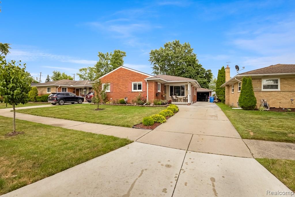 8100 Lochdale Street, Dearborn Heights, MI 48127 — Photo 3