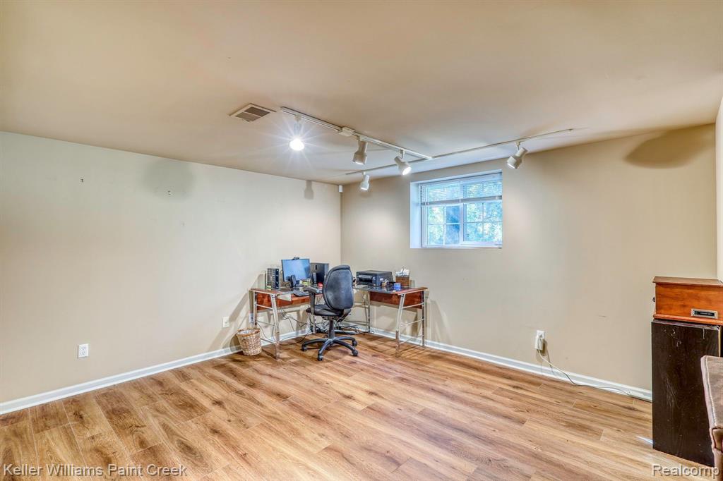 6454 HERON PARK Way, Clarkston, MI — Photo 42