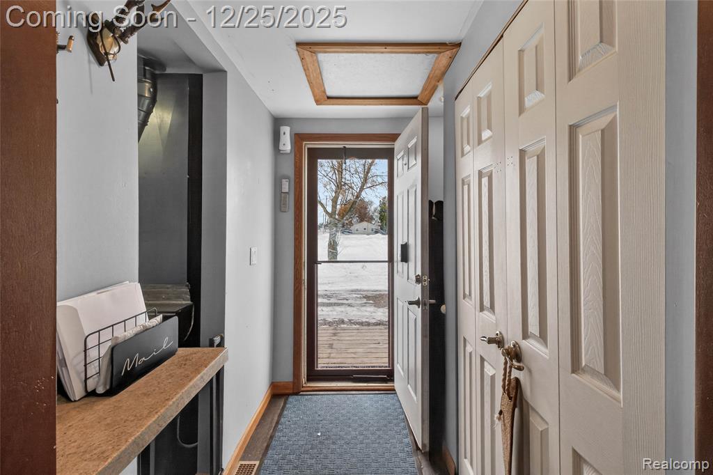 5369 S Mackinaw Road, Bay City, MI 48706 — Photo 7