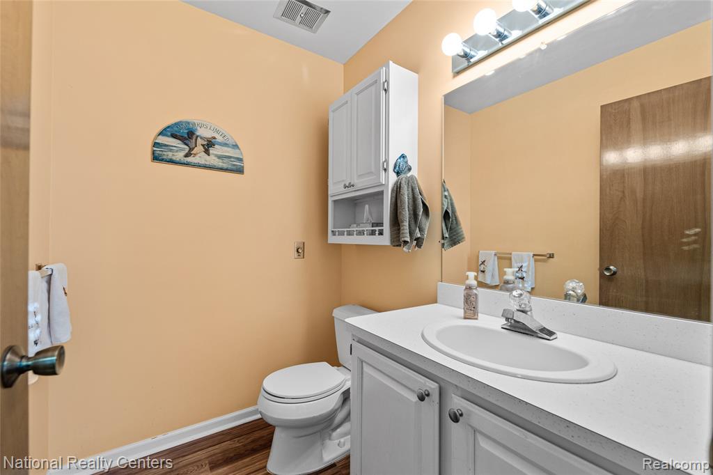 710 Turnberry Drive, St. Clair, MI 48079 — Photo 12