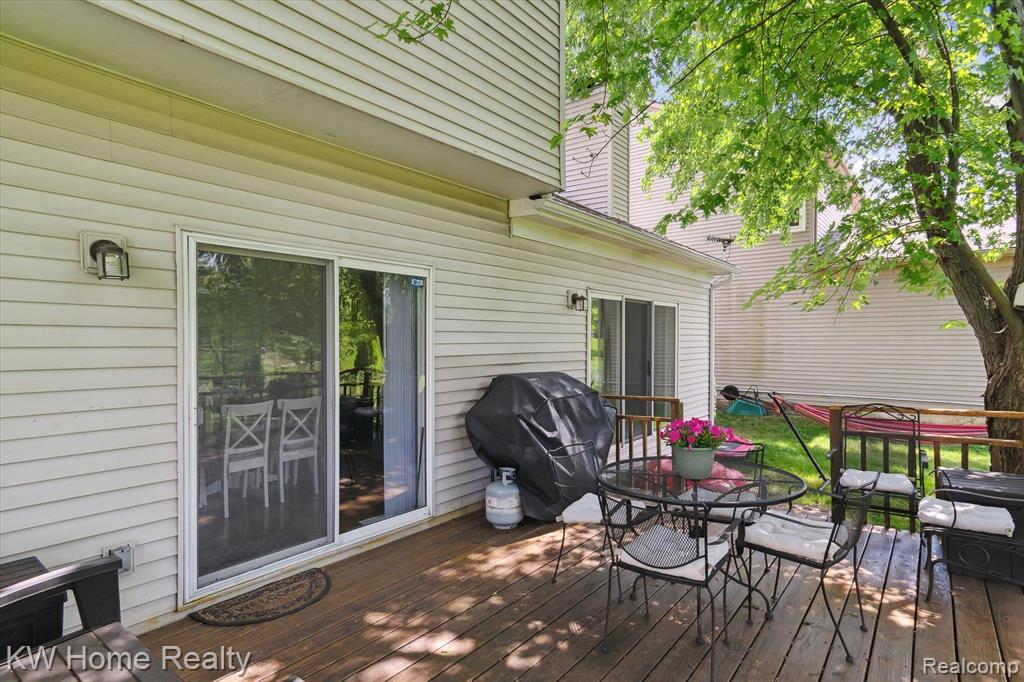 4672 NUTMEG Drive, Ypsilanti, MI 48197 — Photo 53