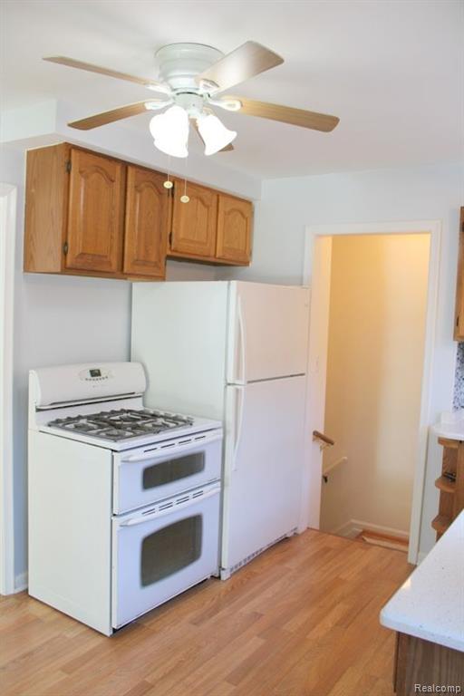 7687 CORTLAND Avenue, Allen Park, MI 48101 — Photo 24