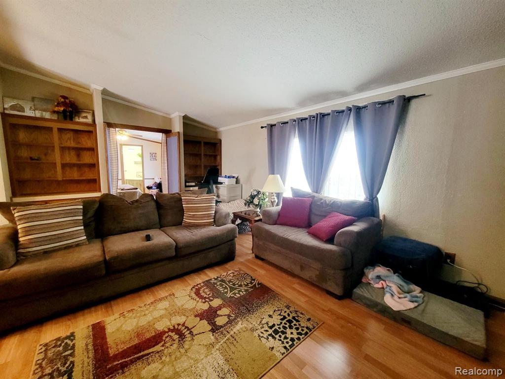 11616 Heron Bay Drive, Fenton, MI 48430 — Photo 6