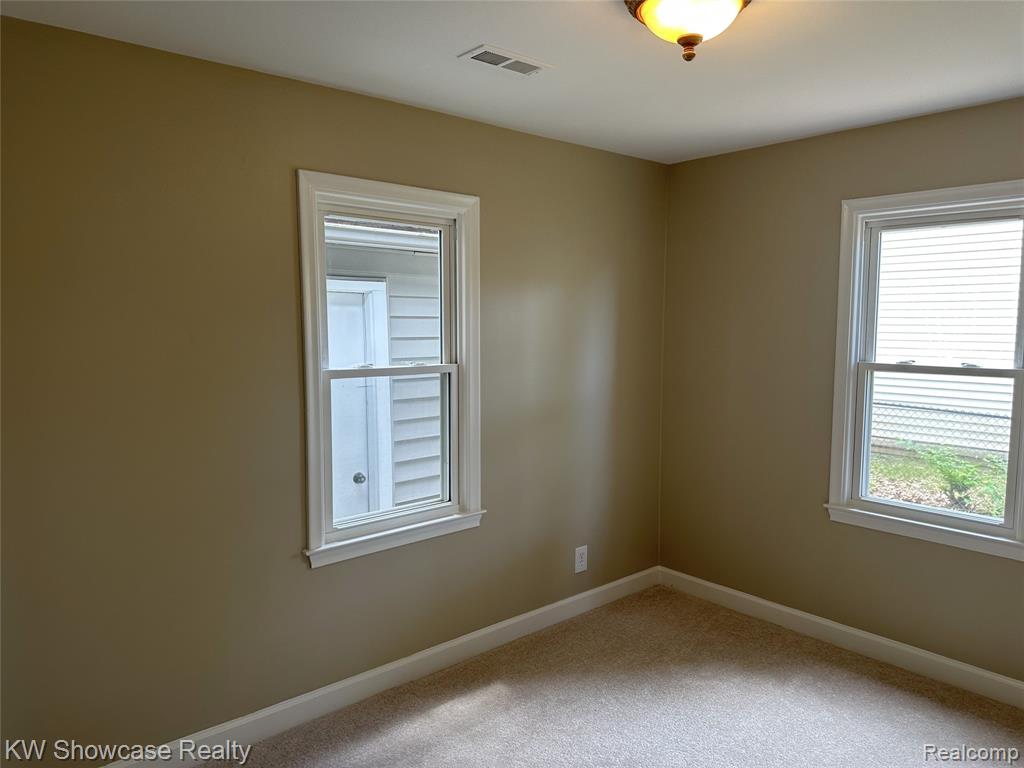 8027 Flagstaff Street, Commerce Twp, MI 48382 — Photo 22