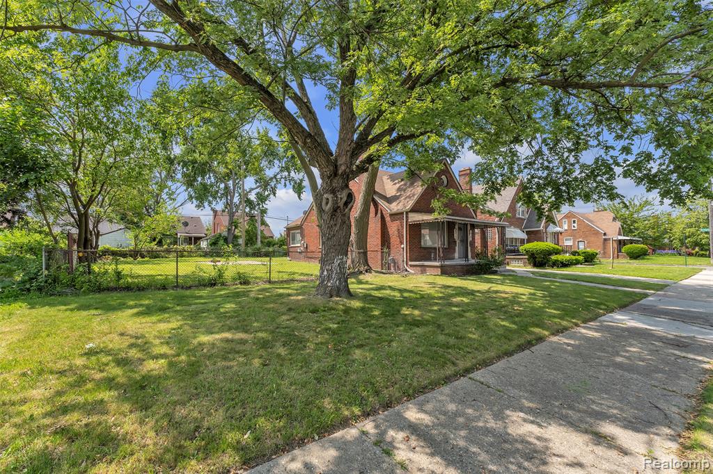 8310 Sirron Street, Detroit, MI 48234 — Photo 38