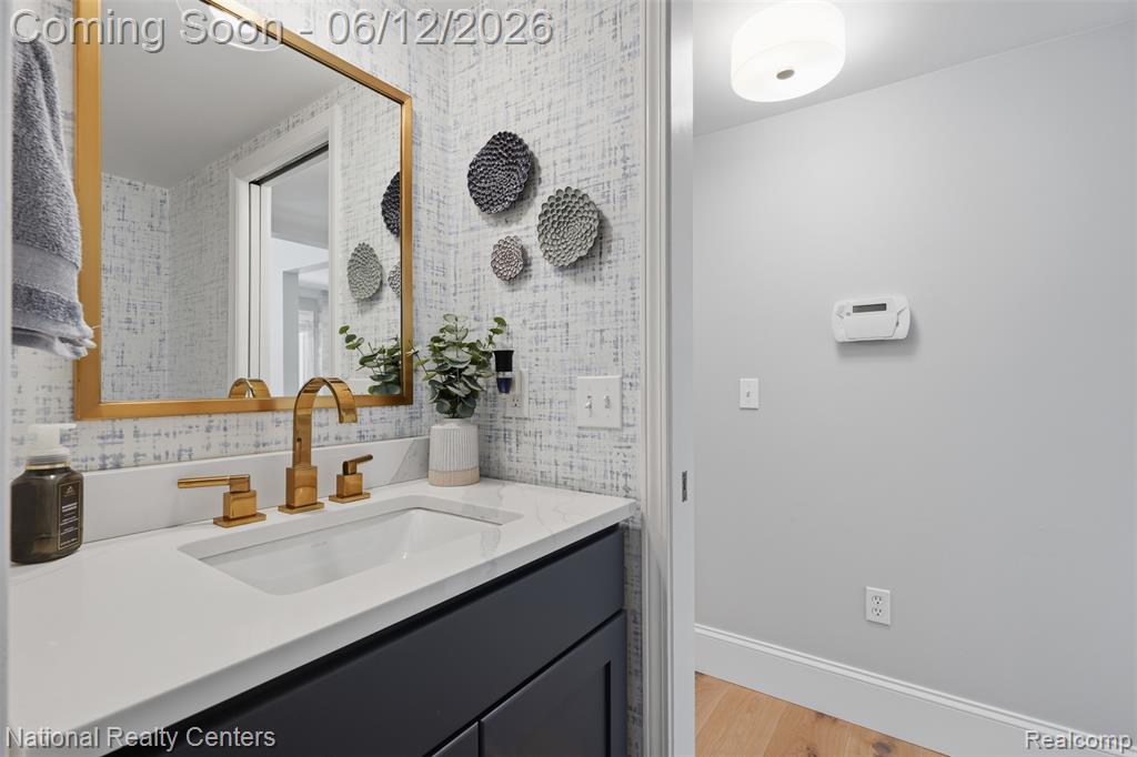 46490 Rockledge Drive, Plymouth, MI 48170 — Photo 24